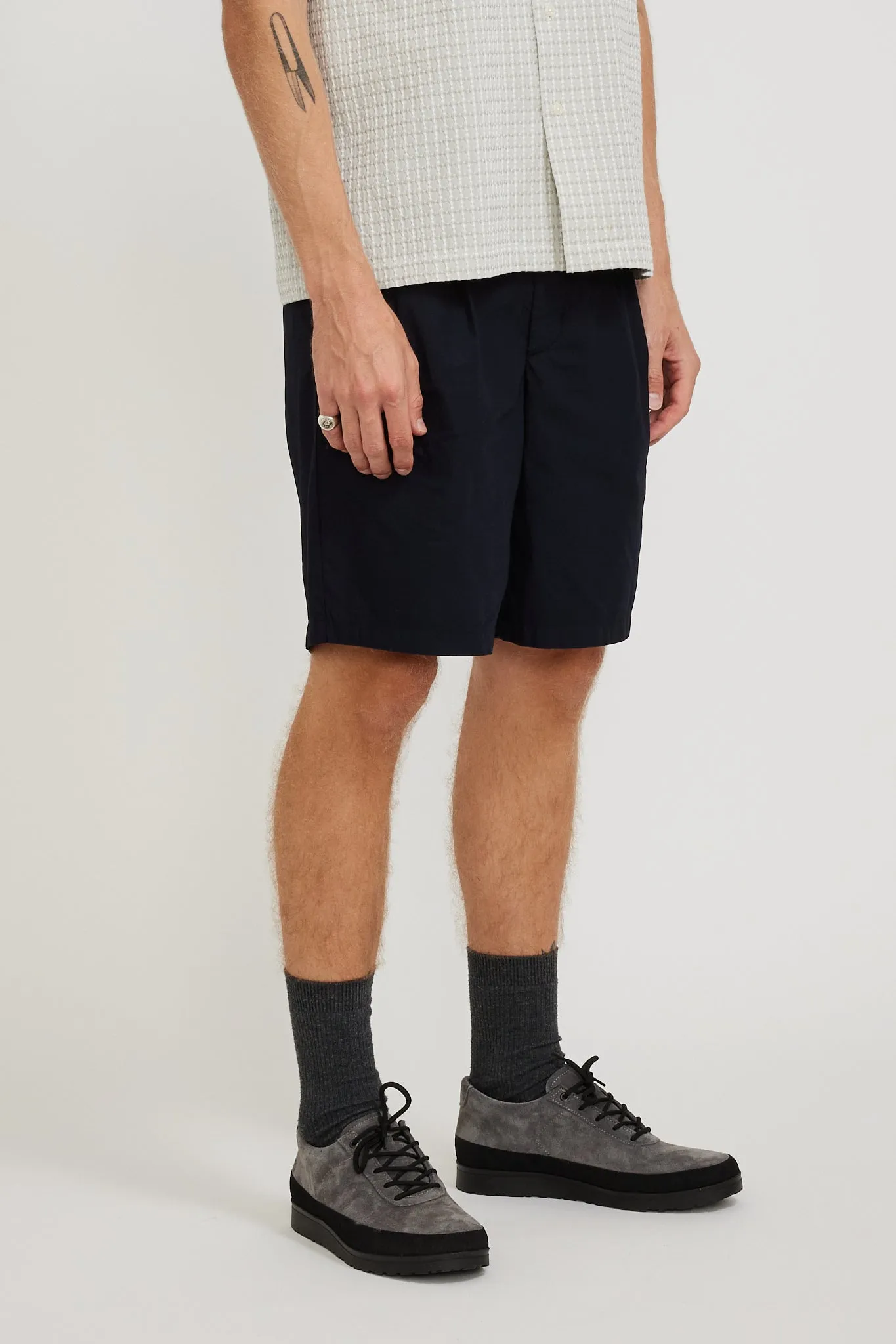 Benn Relaxed Typewriter Pleated Short Dark Navy