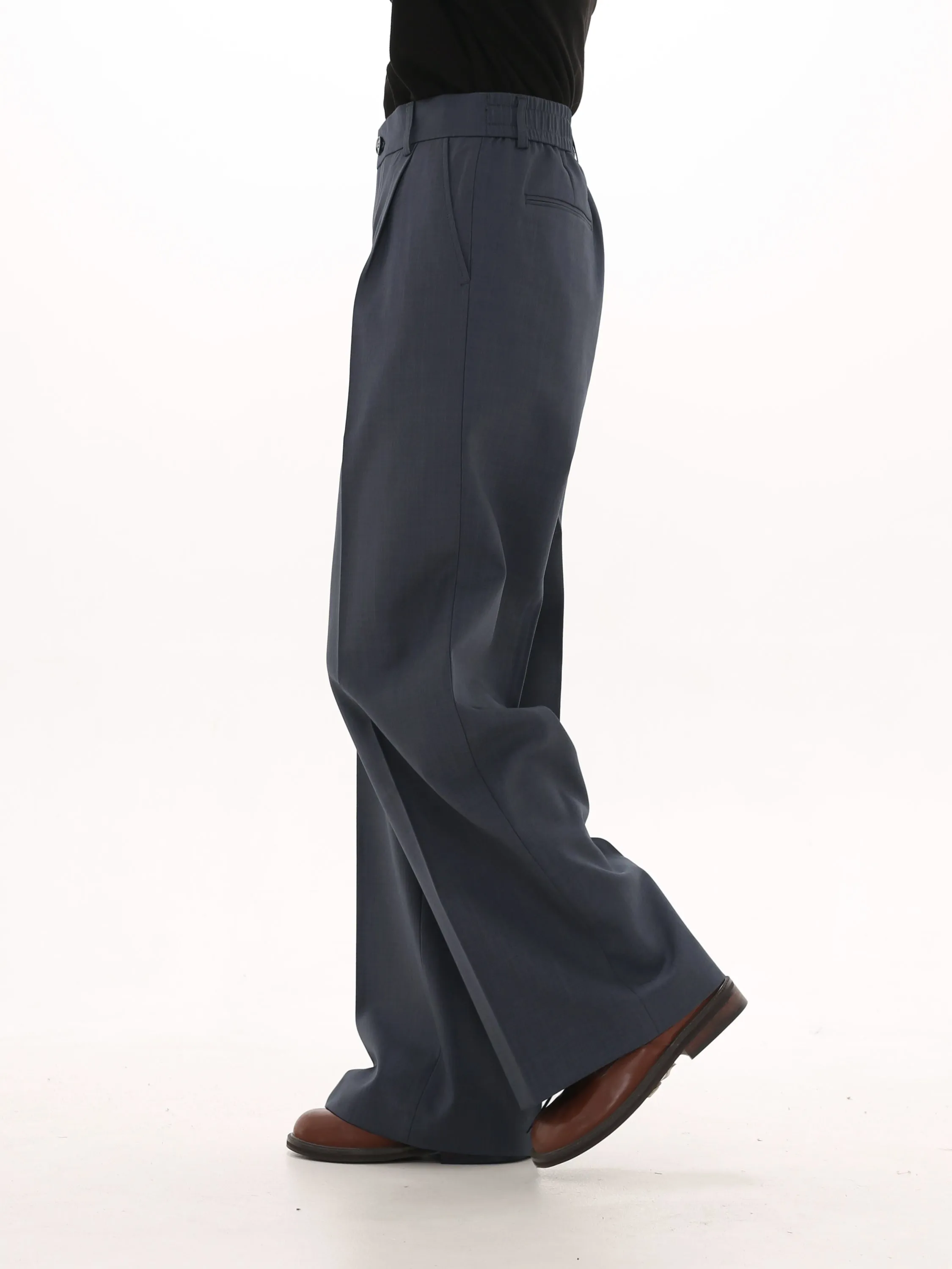 Elastic waist Straight pants