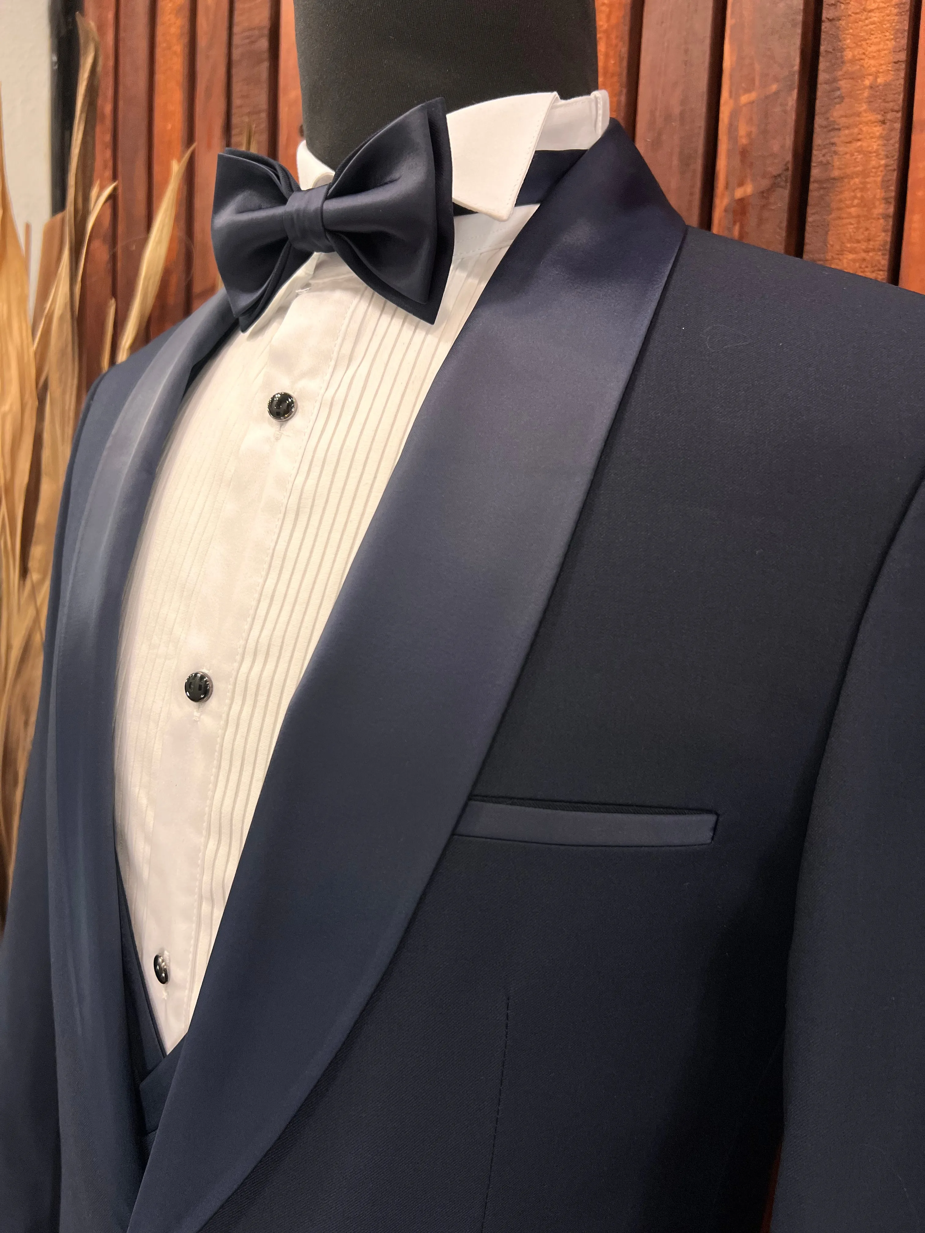 Mens Navy Blue Tuxedo Shawl Lapels | Slim Fit | Premium