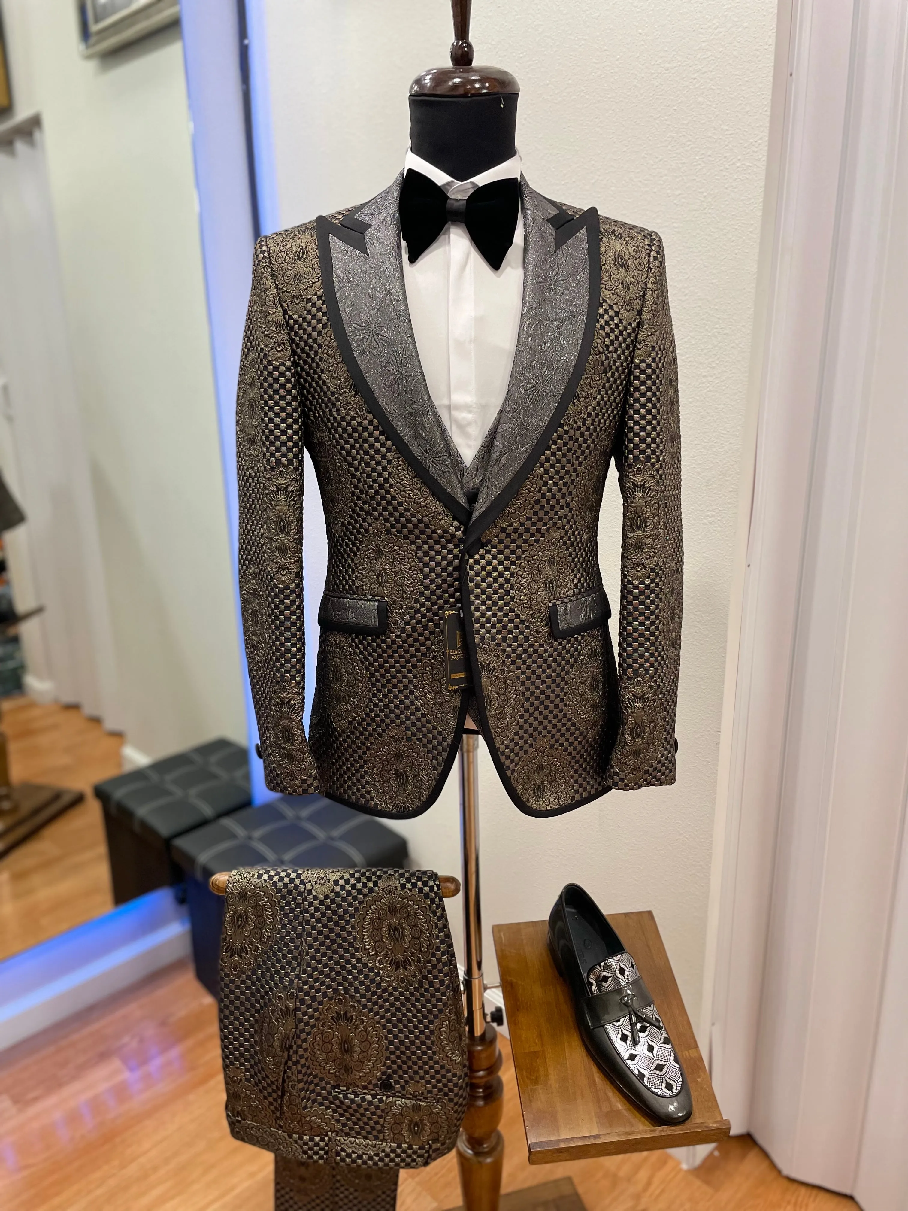 Mens Slim Fit gold jaguar dinner tuxedo 3 piece Tuxedo