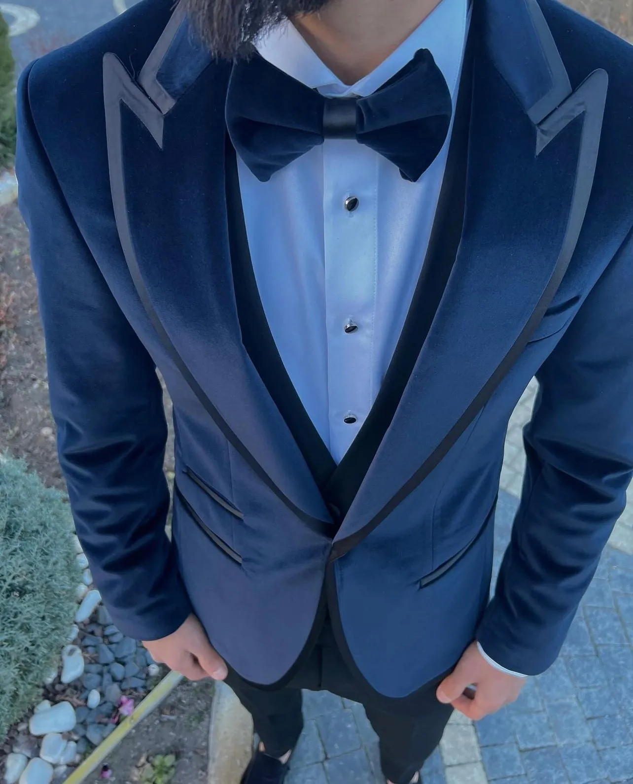 Mens Slim Fit Navy Blue Velvet Wedding Tuxedo Peak Lapel