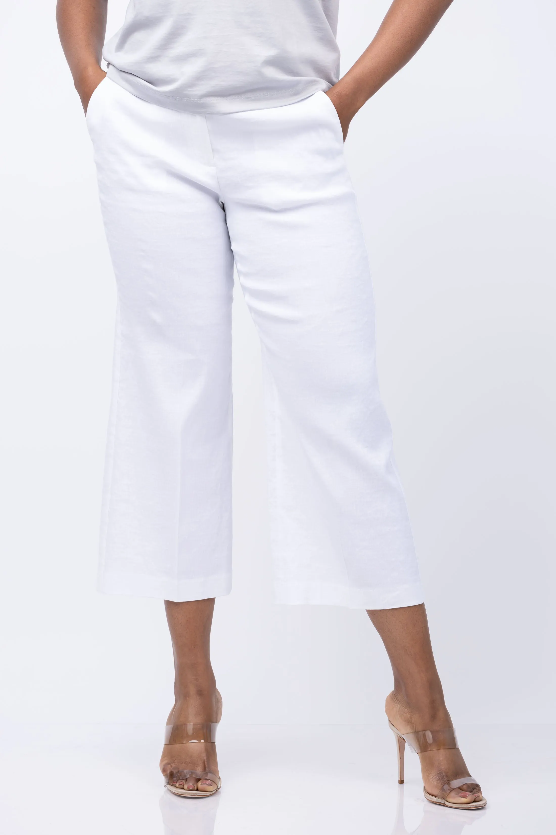 Theory Wide Leg Pants in White