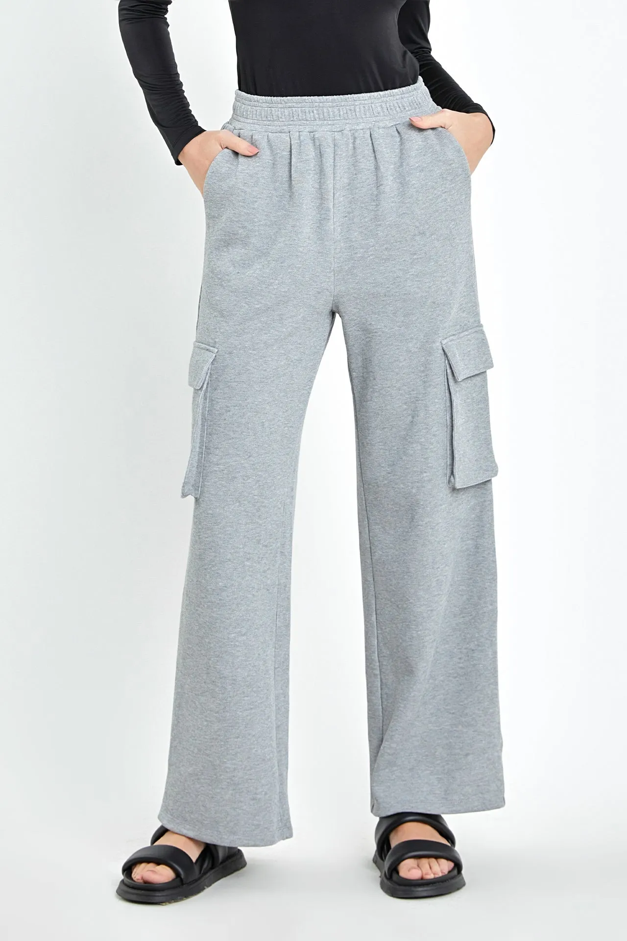 Wide Knit Pants with Pockets